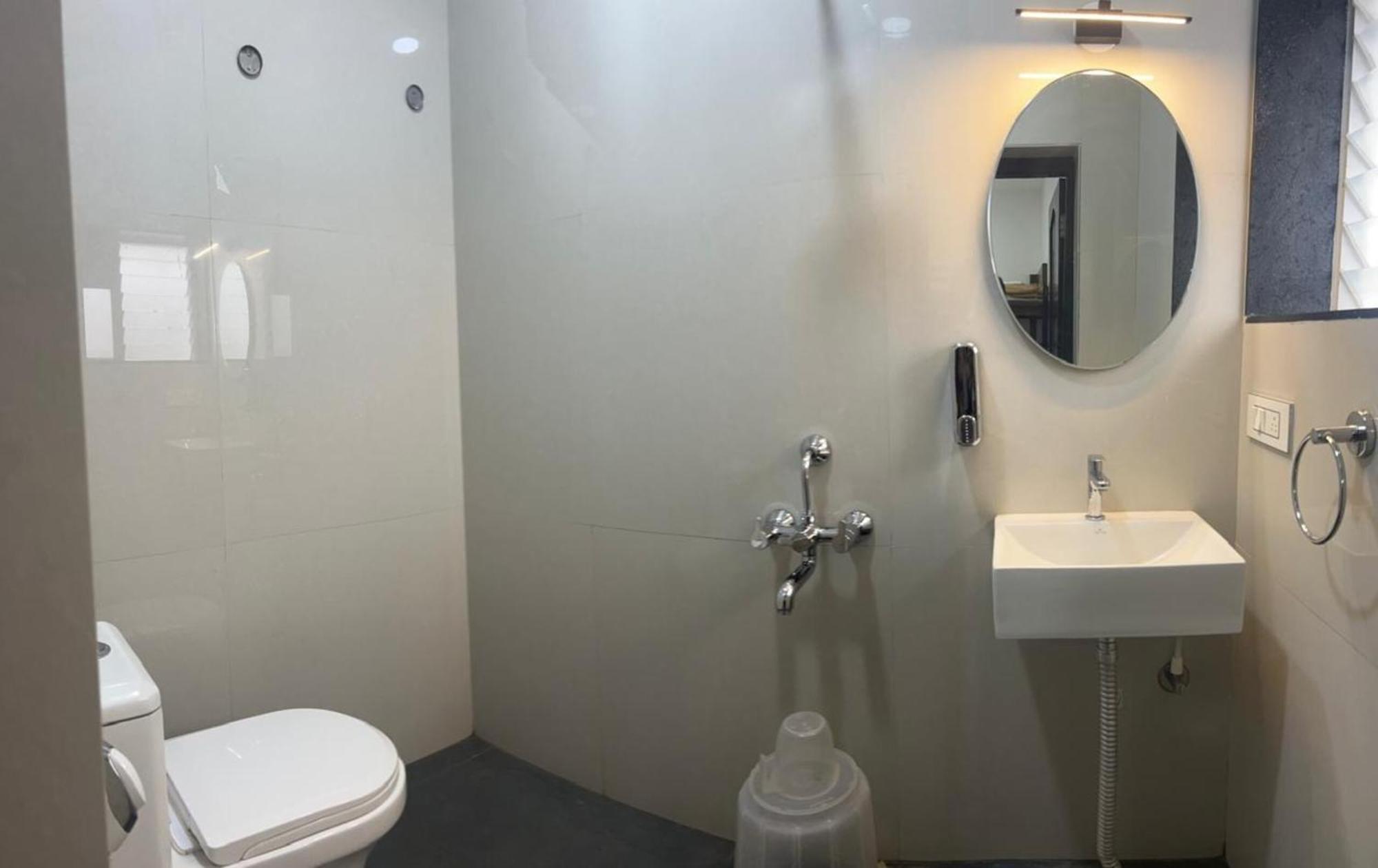 Hotel Queens Comfort מייזור מראה חיצוני תמונה