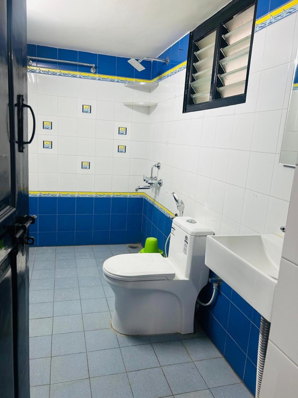 Hotel Queens Comfort מייזור מראה חיצוני תמונה