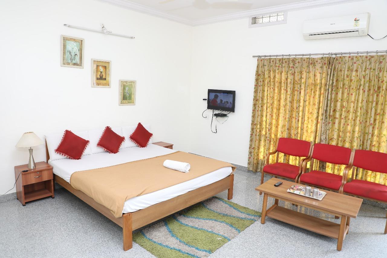 Hotel Queens Comfort מייזור מראה חיצוני תמונה